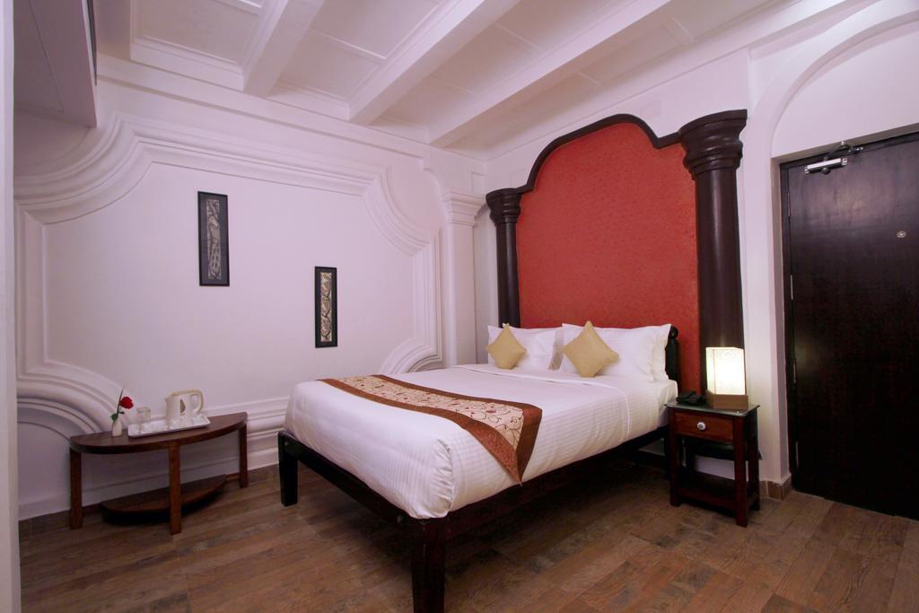 Le Chateau Pondicherry Quarto foto