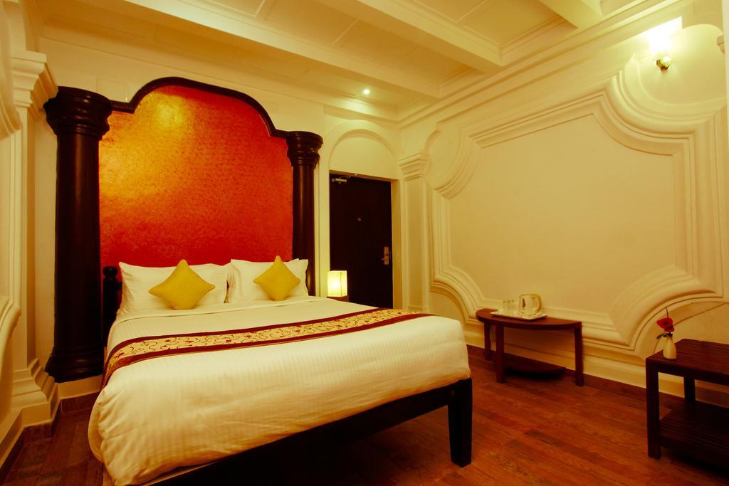 Le Chateau Pondicherry Quarto foto